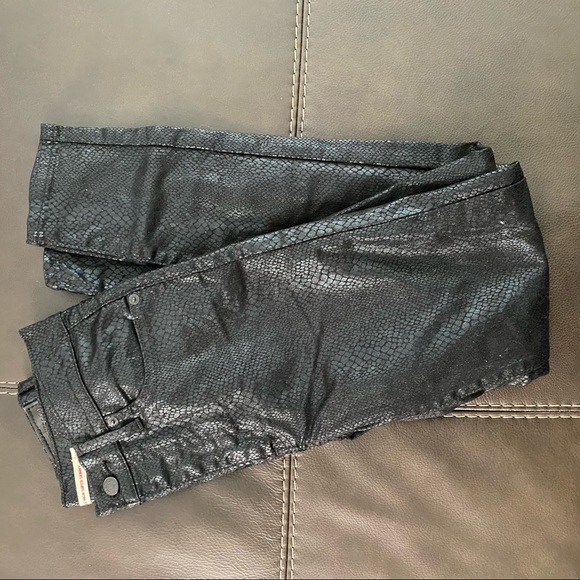 Levis Snakeskin Black Mile High Super Skinny Jeans - Picture 11 of 12